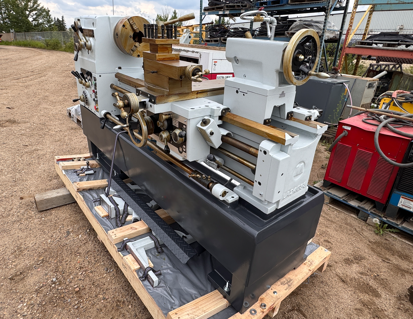 Stanko LA530x1100 Manual Lathe