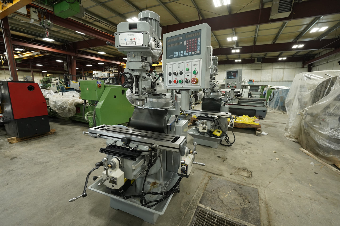 YUWE TM250 Bridgeport Style Manual Milling Machine (1 Phase)