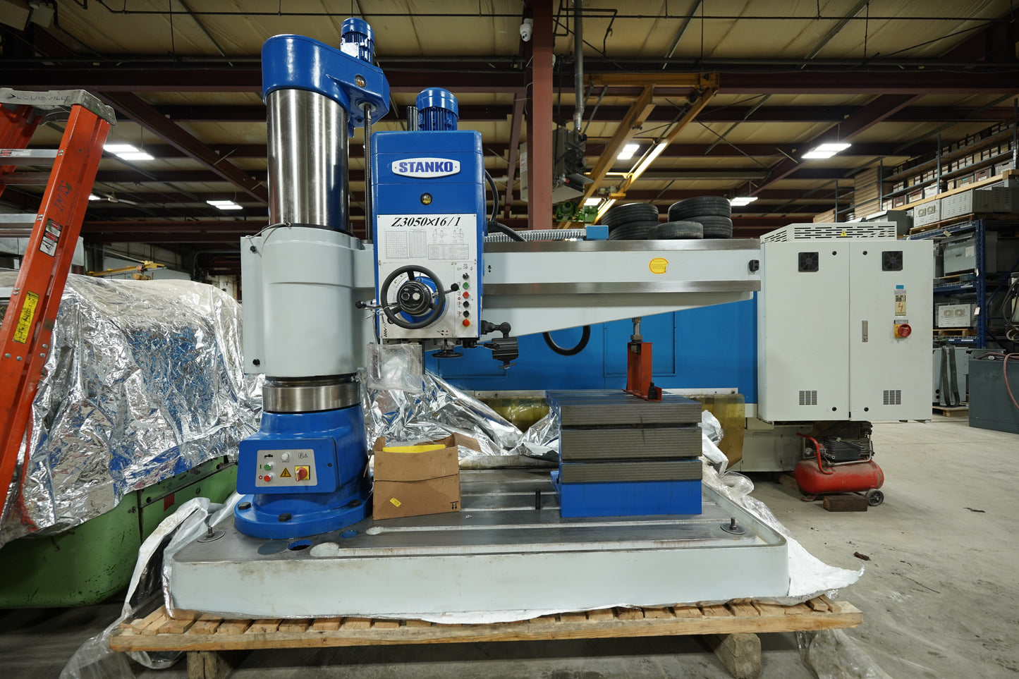 Stanko CS1600 Radial Arm Drill