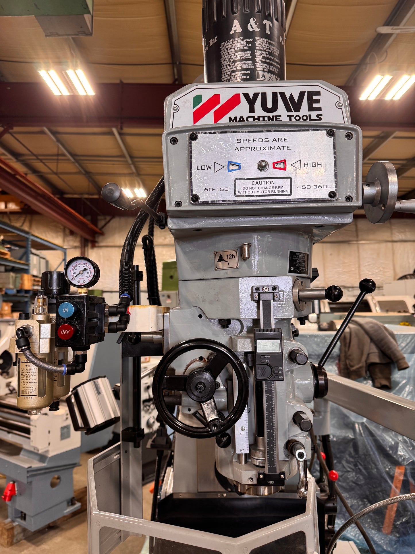YUWE TM330H  Horizontal & Vertical Milling Machine