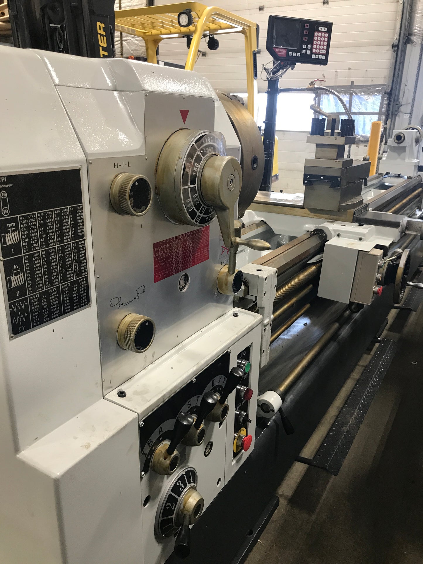 Stanko LA660x3000 Manual Lathe
