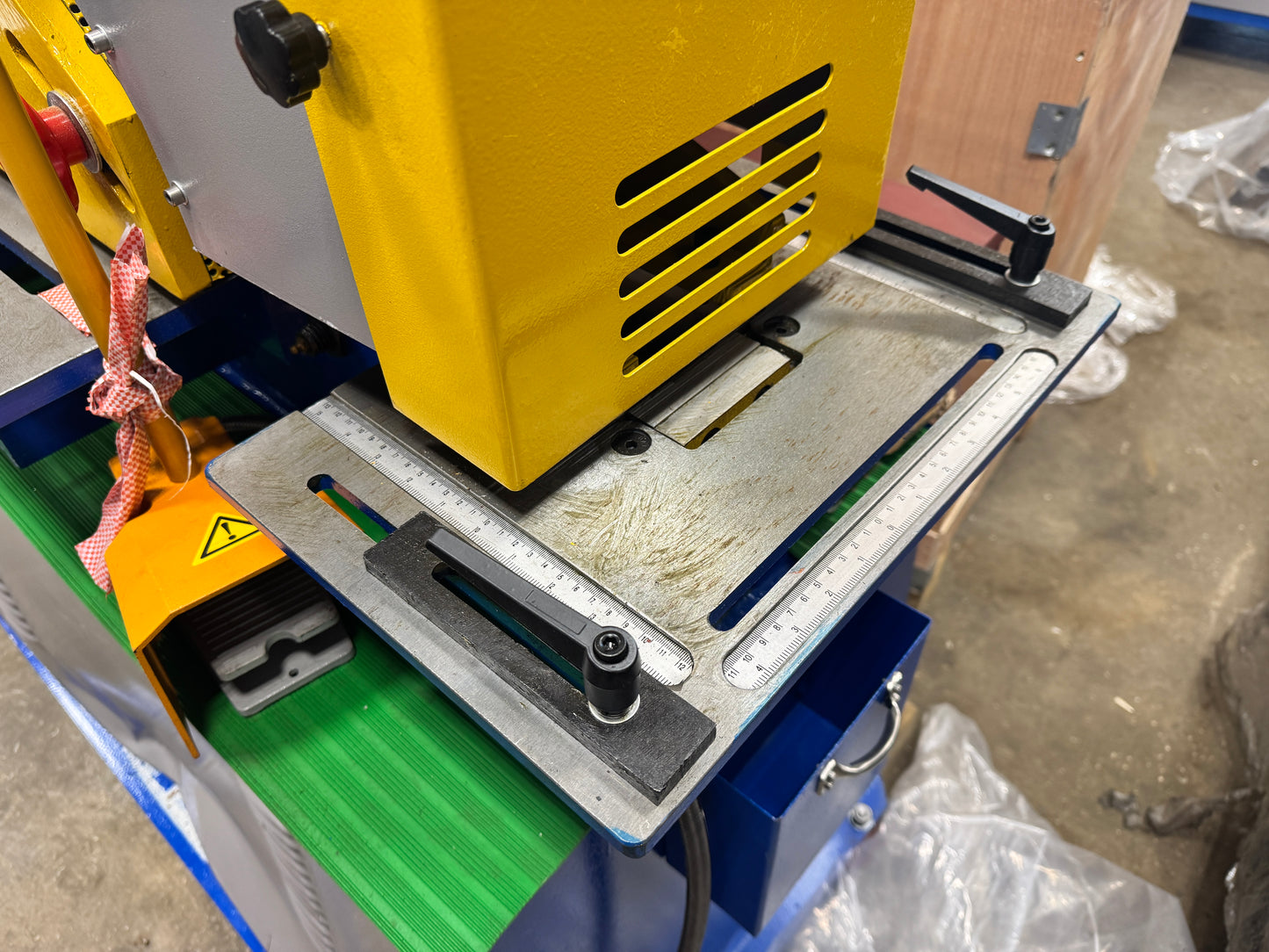 New YUWE 90 Ton Dual Hydraulic Ironworker