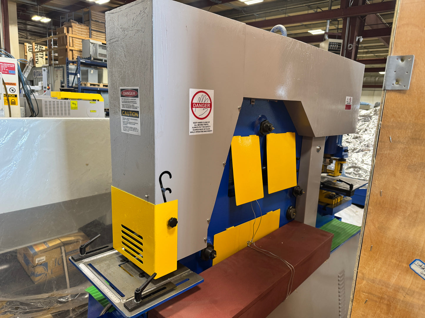 New YUWE 90 Ton Dual Hydraulic Ironworker