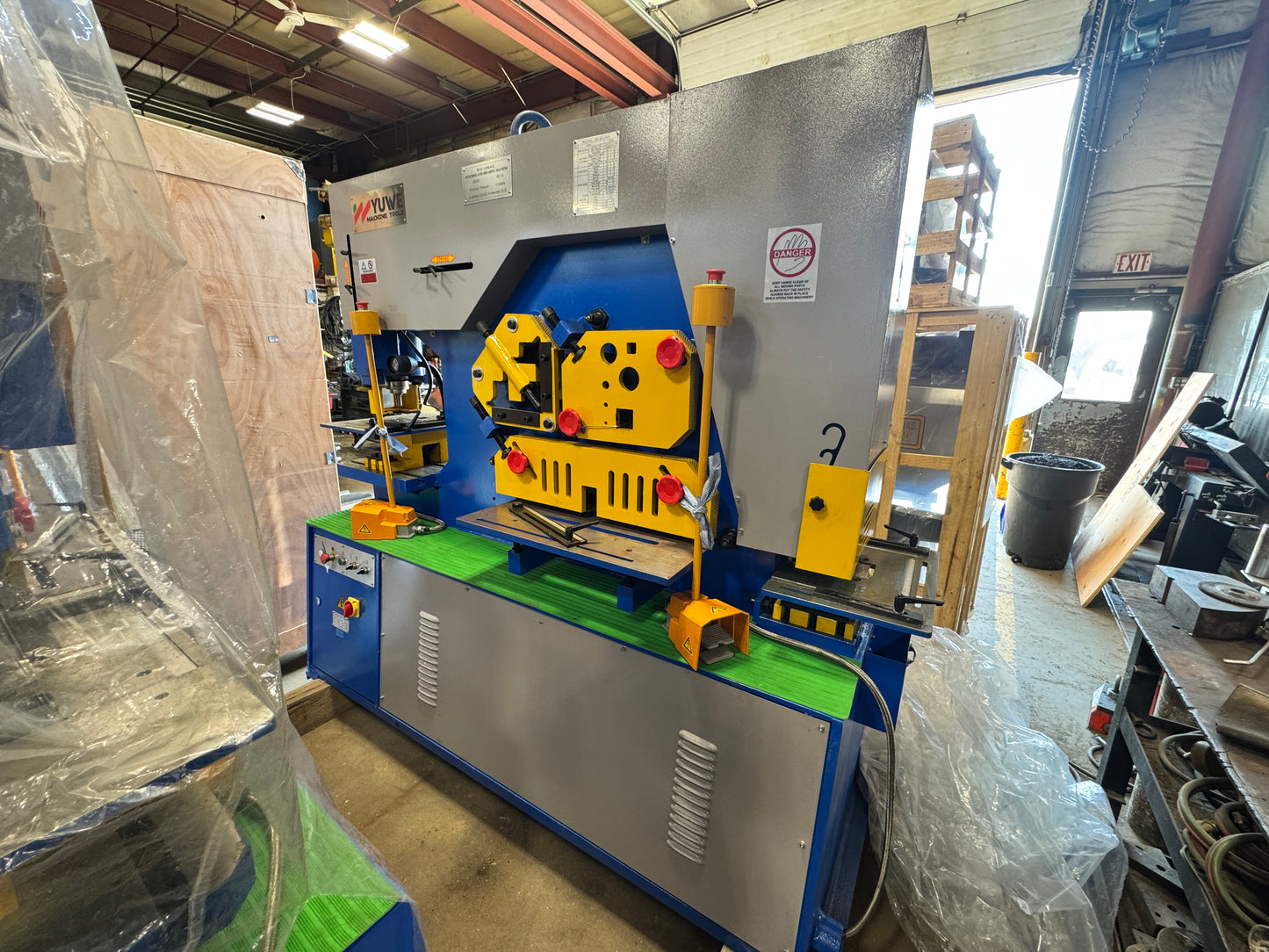 New YUWE 110 Ton Dual Hydraulic Ironworker