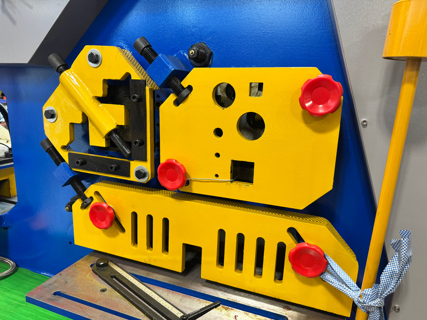 New YUWE 110 Ton Dual Hydraulic Ironworker