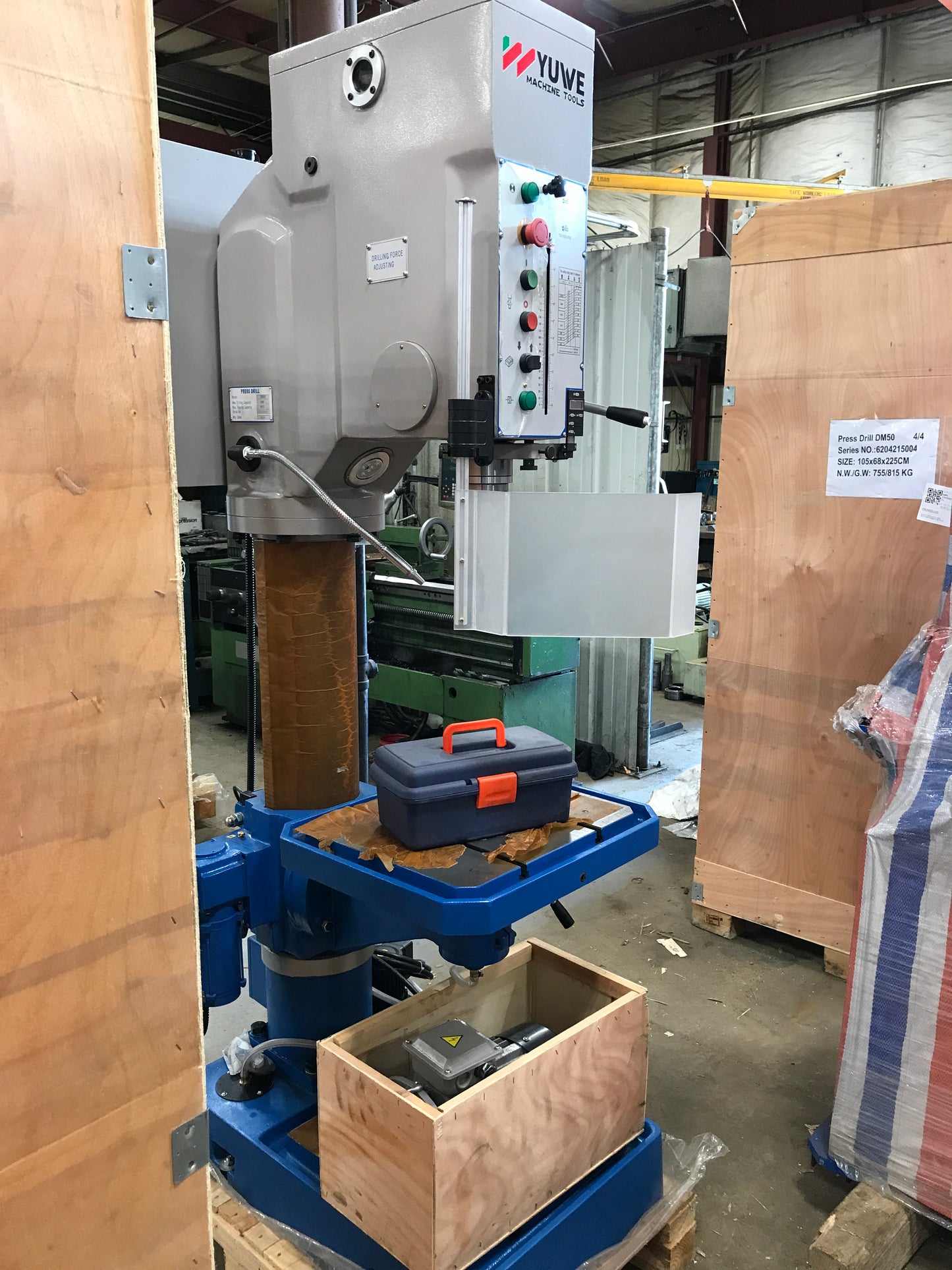 YUWE DM50 Gear Head Drilling Machine