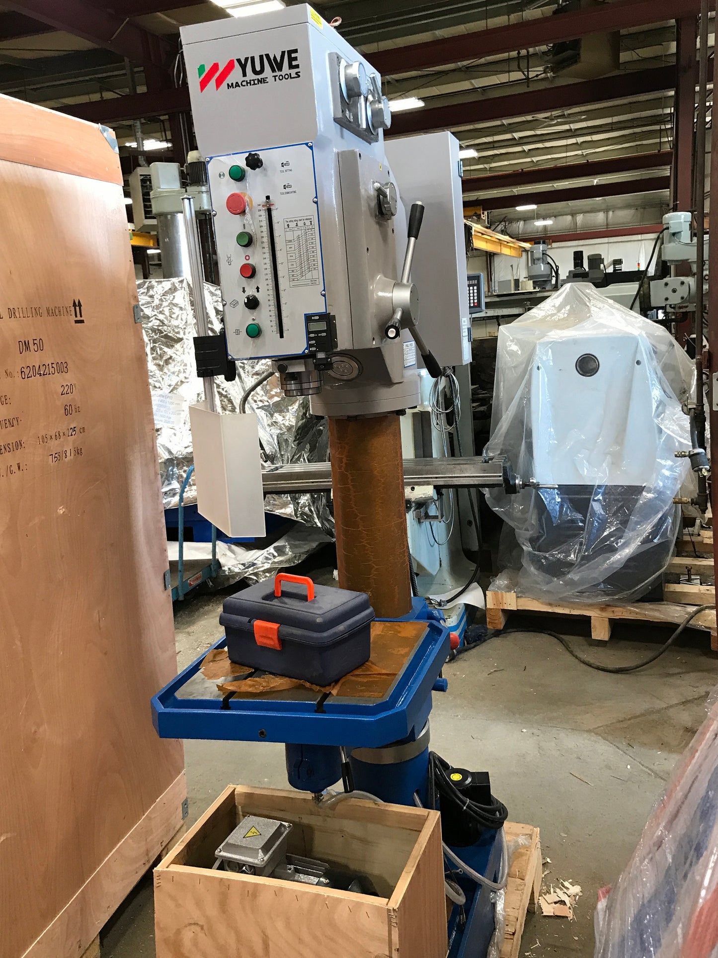 YUWE DM50 Gear Head Drilling Machine